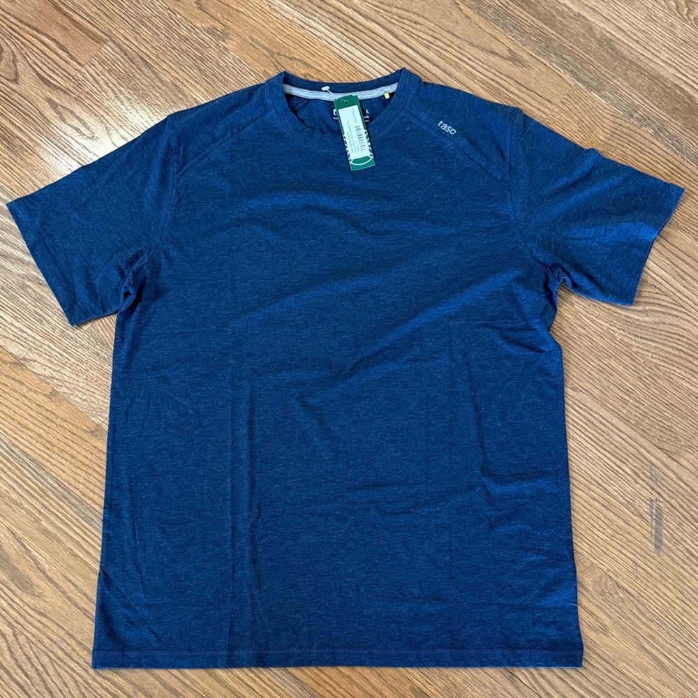NWT Tasc Perfromance Men's Shirts - Picture 2 of 9